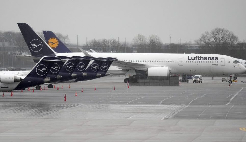 lufthansa, plane, airport