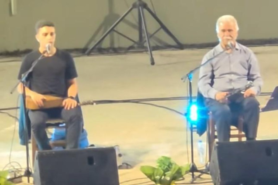 Σκουλάς