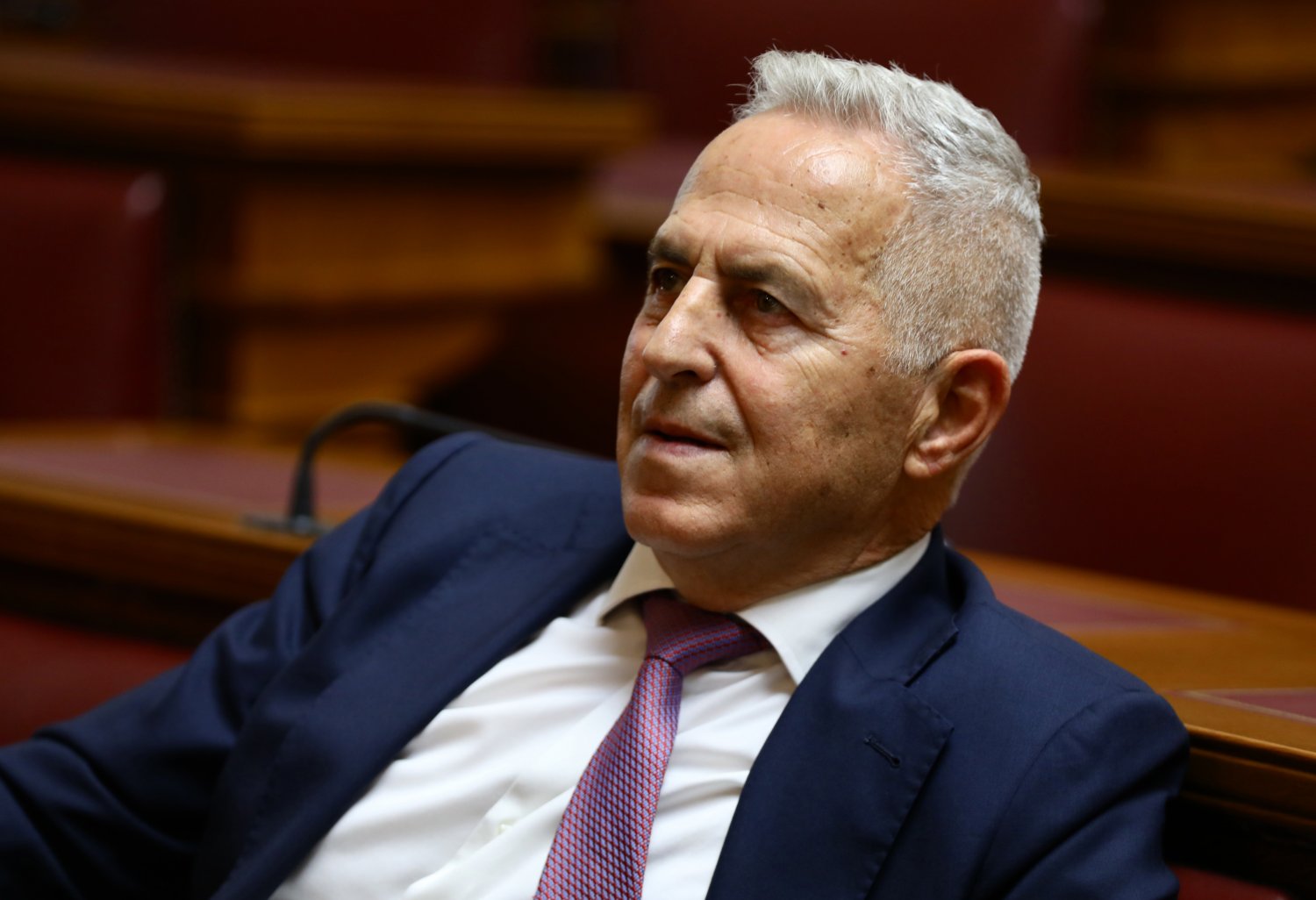 Αποστολάκης