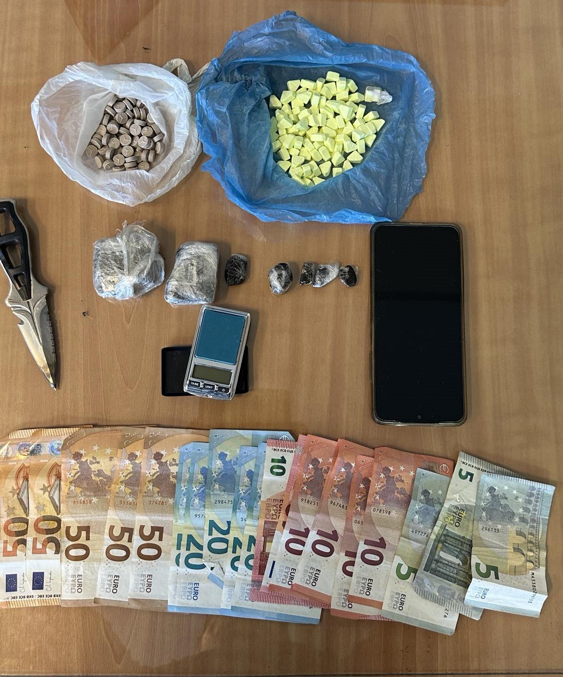 Ναρκωτικά