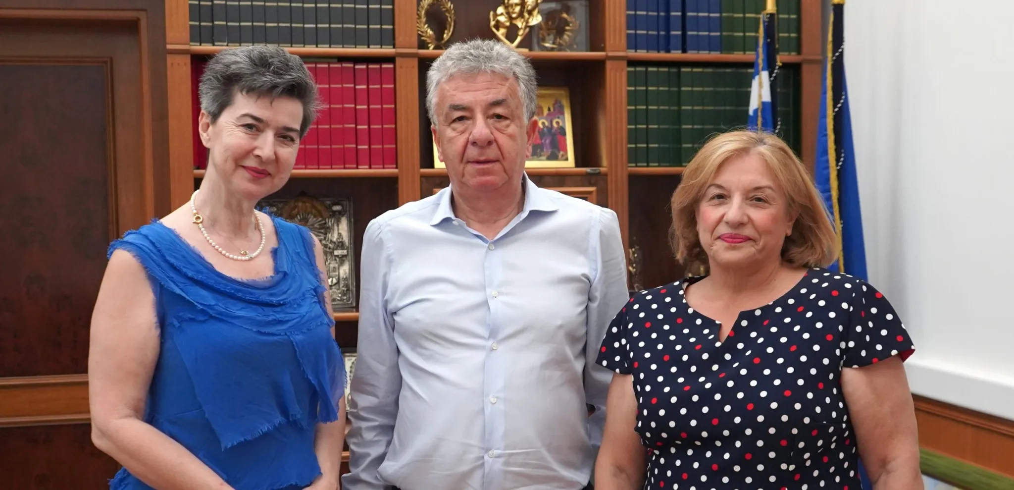 Προέδρου Λυκείου Ελληνίδων